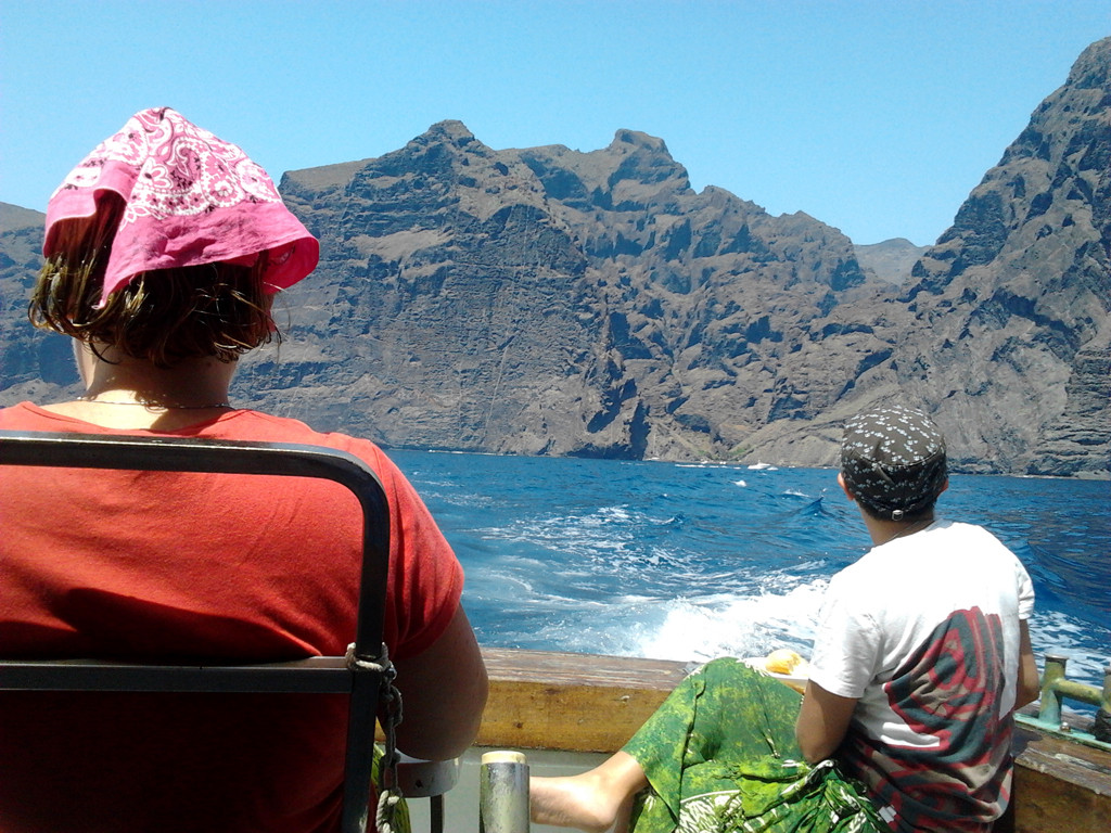 Salida en barco desde el Barranco de Masca